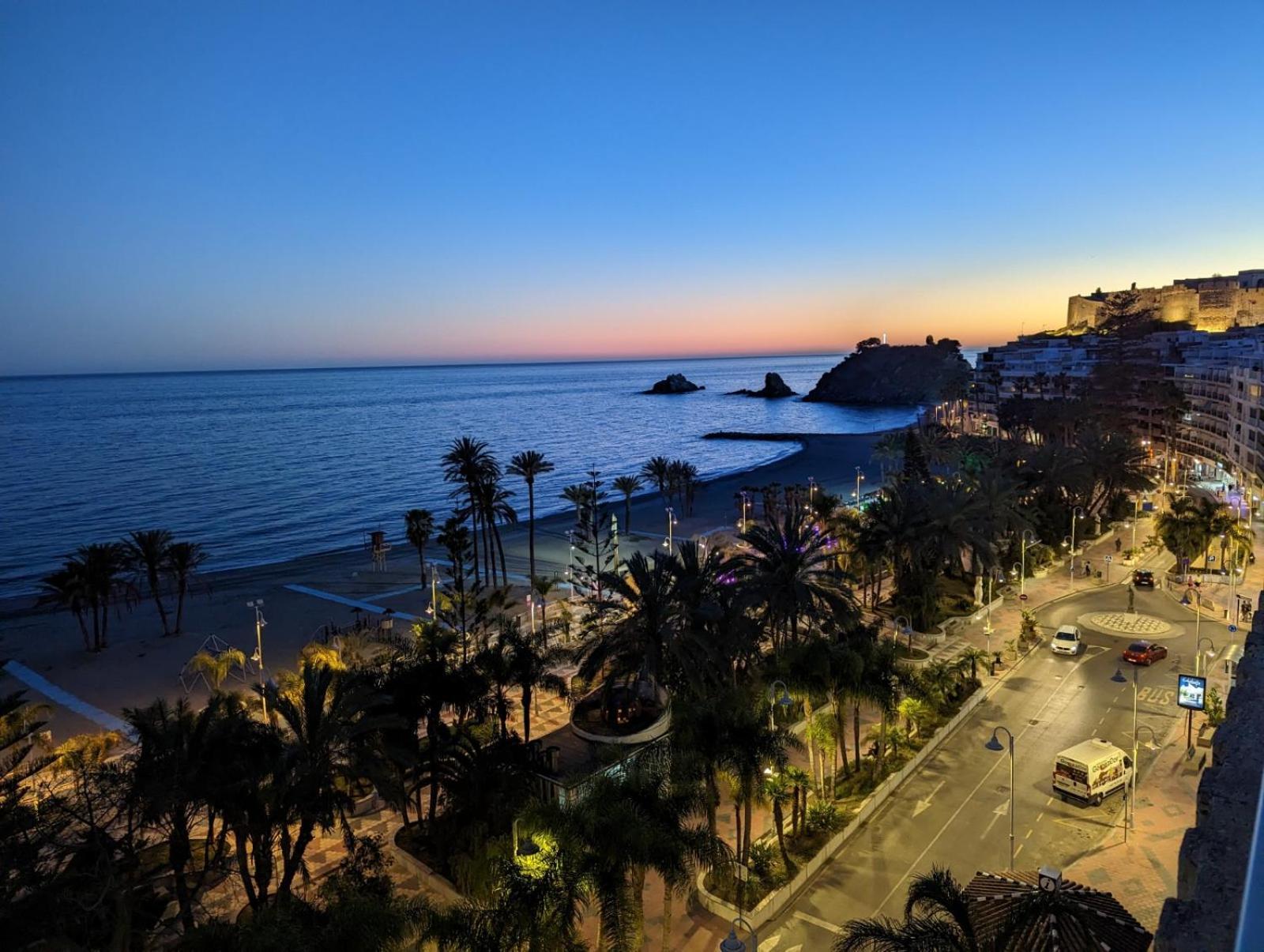 Casa Mare Apartamento En Primera Linea De Playa Almunecar Ngoại thất bức ảnh